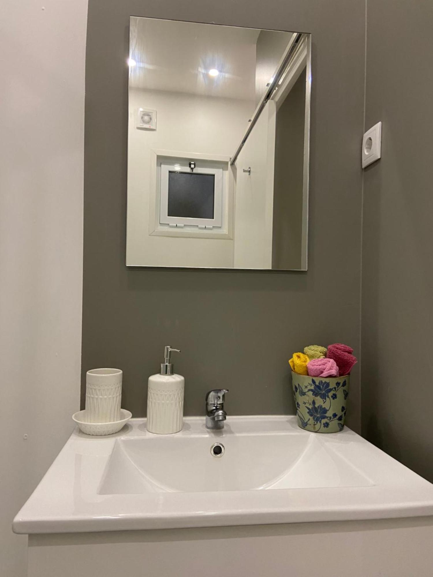 Ponta Delgada Urban 44 Guest House מראה חיצוני תמונה